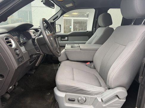 Used 2012 Ford F150 XLT w/ XLT Chrome Pkg image 4