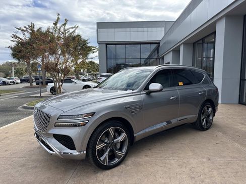 Used 2025 Genesis GV80 3.5T Prestige image 7