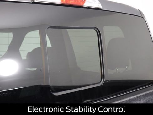 Certified 2019 Ford F150 XLT w/ Equipment Group 302A Luxury AWD/4WD image 32