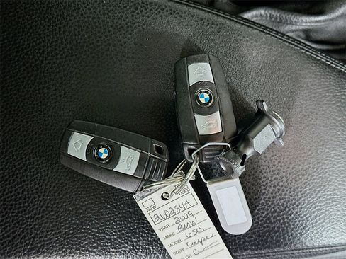 Used 2009 BMW 650i Coupe image 35