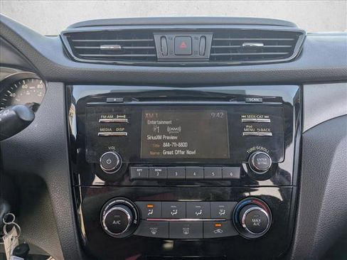 Used 2018 Nissan Rogue Sport S FWD image 14