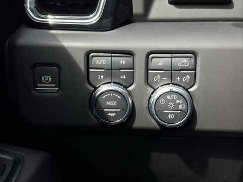 Used 2024 GMC Sierra 1500 Denali image 28