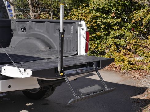 Used 2019 Ford F150 Platinum w/ Equipment Group 701A Luxury image 23