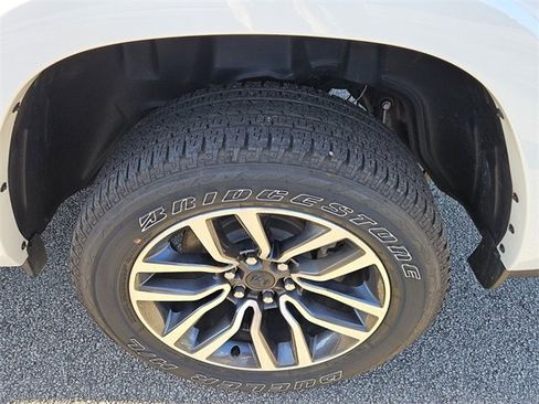 Used 2025 RAM 1500 Limited image 8