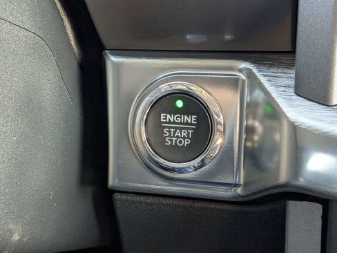 Used 2021 Ford F150 Lariat w/ Equipment Group 502A High AWD/4WD image 28