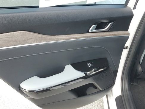 Used 2023 Kia K5 EX w/ EX Premium Package image 9