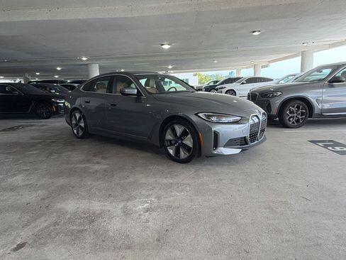 Used 2023 BMW i4 eDrive40 RWD image 6