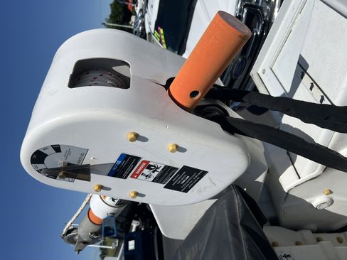 Used 2016 Ford F550 4x4 Regular Cab Super Duty image 15