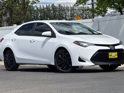 Used 2017 Toyota Corolla LE w/ Carpet Mat Package (TMS) image 2