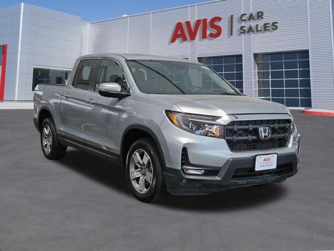 Used 2025 Honda Ridgeline RTL image 3
