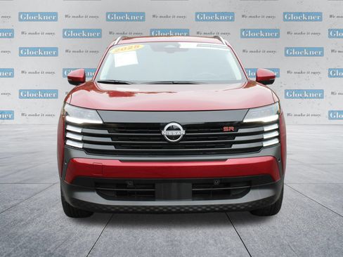 Used 2025 Nissan Kicks SR FWD image 2