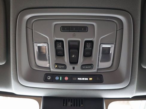 New 2026 GMC Sierra 3500 Denali w/ Denali Reserve Package image 25