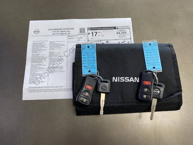Used 2019 Nissan Frontier PRO-4X AWD/4WD image 29