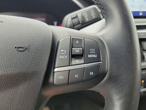 Used 2024 Ford Escape Active image 18