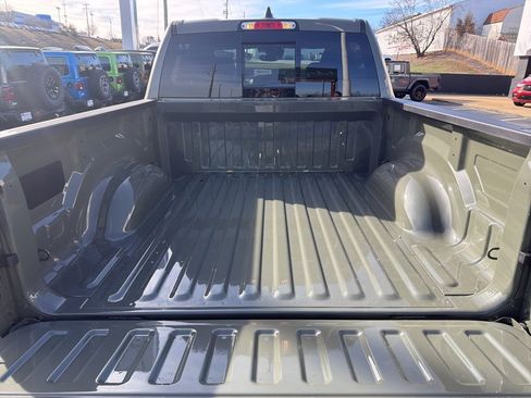 New 2026 RAM 1500 4x4 Crew Cab image 11