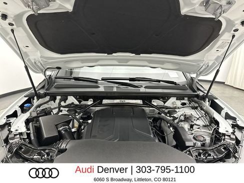 Used 2025 Audi Q5 Premium w/ Convenience Package AWD/4WD image 25