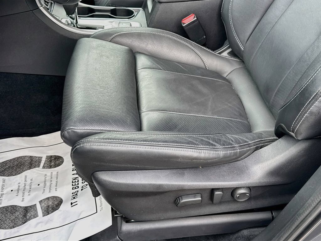 Used 2021 Subaru Ascent Limited w/ Popular Package #2A AWD/4WD image 22