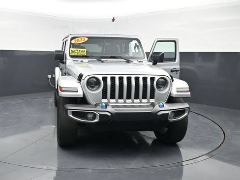 Used 2023 Jeep Wrangler Unlimited Sahara w/ Cold Weather Group AWD/4WD image 2