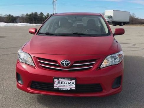 Used 2013 Toyota Corolla LE image 3