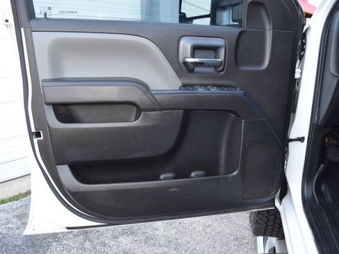 Used 2017 GMC Sierra 2500 4x4 Crew Cab image 32