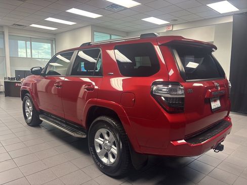 Used 2022 Toyota 4Runner SR5 image 6