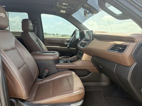 Used 2021 Chevrolet Tahoe High Country w/ Premium Package AWD/4WD image 56