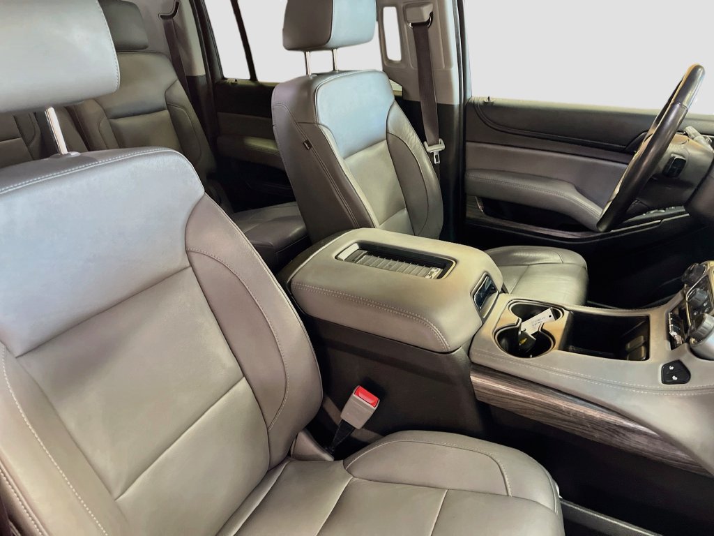 Used 2017 Chevrolet Suburban LT AWD/4WD image 32