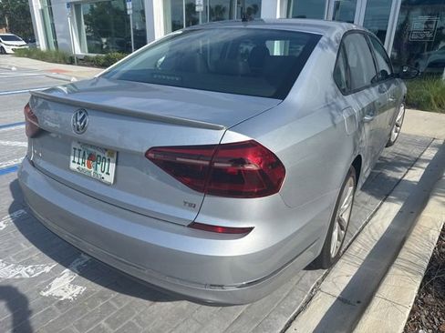 Used 2019 Volkswagen Passat 2.0T Wolfsburg FWD image 8