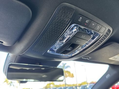 Used 2025 Mercedes-Benz CLA 250 image 23