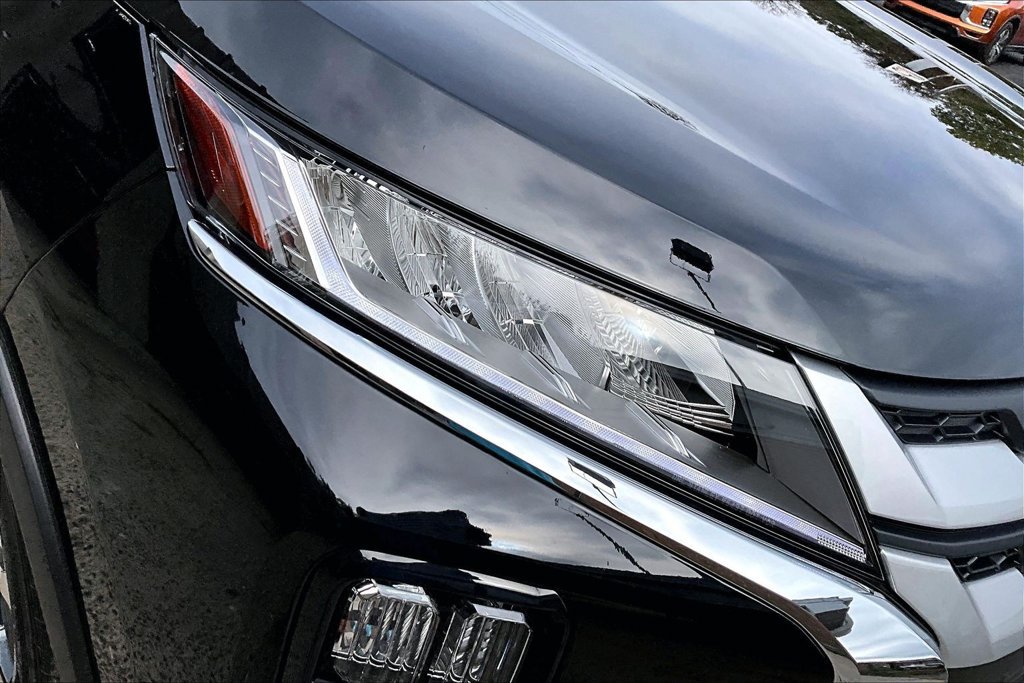 Used 2025 Mitsubishi Outlander Sport ES AWD/4WD image 27