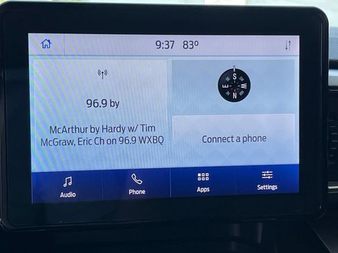 Used 2020 Ford Explorer XLT w/ Equipment Group 202A AWD/4WD image 20
