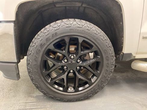 Used 2016 Chevrolet Silverado 1500 LTZ w/ Sport Package image 33