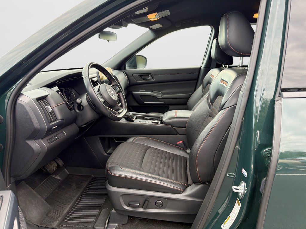 Used 2023 Nissan Pathfinder Rock Creek AWD/4WD image 10