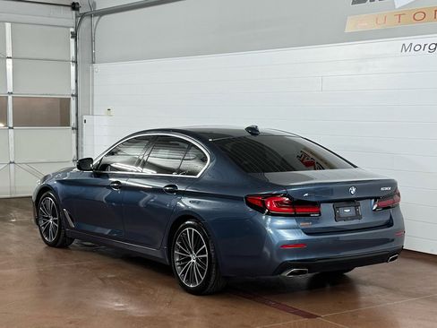 Used 2023 BMW 530i xDrive w/ Premium Package image 5