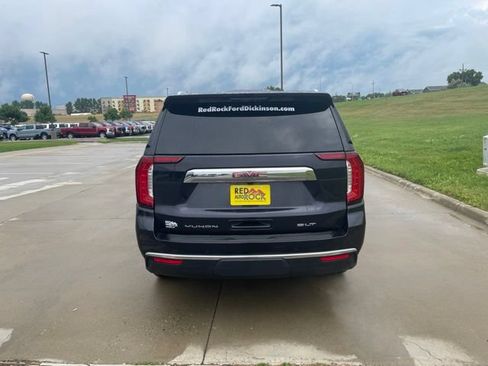 Used 2023 GMC Yukon SLT AWD/4WD image 5