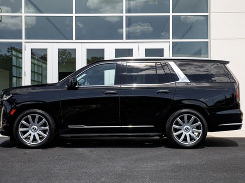Used 2021 Cadillac Escalade Premium Luxury Platinum RWD image 8