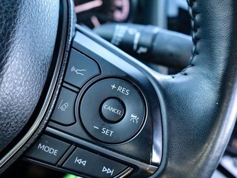 Used 2024 Toyota Camry SE image 24