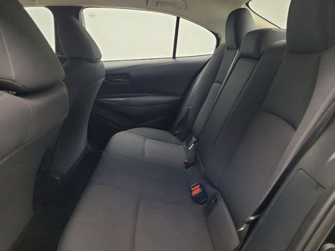 Used 2022 Toyota Corolla LE FWD image 18