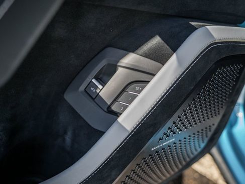 Used 2023 Lamborghini Urus Performante AWD/4WD image 26