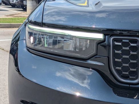 Used 2023 Jeep Grand Cherokee L Summit w/ Advanced Protech Group IV AWD/4WD image 9