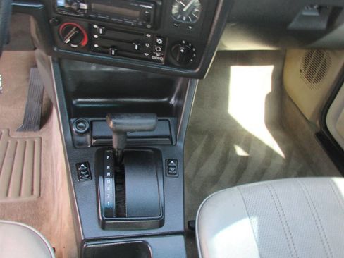 Used 1986 BMW 325 Coupe image 24