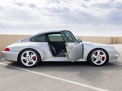 Used 1997 Porsche 911 Carrera 4S AWD/4WD image 16