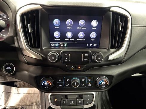 Used 2023 GMC Terrain SLT image 21