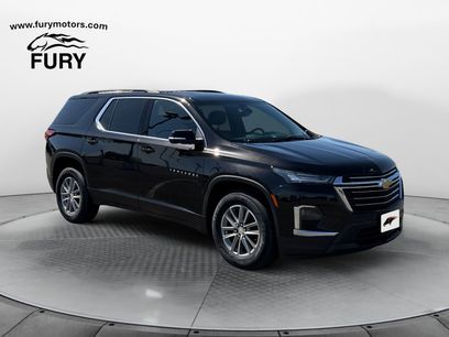 Used 2023 Chevrolet Traverse LT