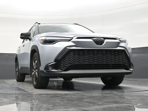 Used 2025 Toyota Corolla Cross AWD Hybrid w/ Convenience Package image 26