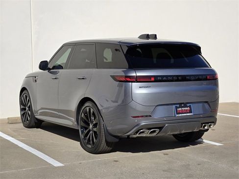 New 2025 Land Rover Range Rover Sport Dynamic SE image 4