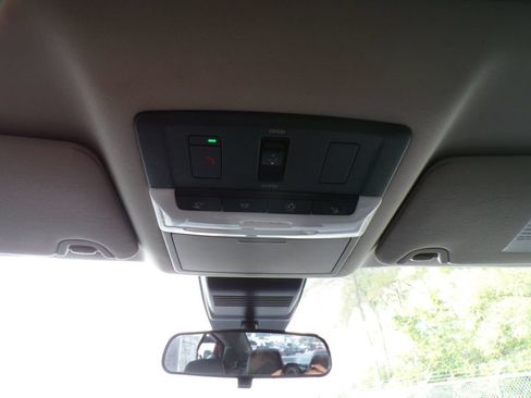 Used 2024 Nissan Altima 2.5 SV w/ SV Premium Package FWD image 29