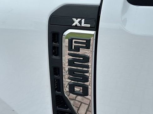 New 2026 Ford F250 XL AWD/4WD image 17