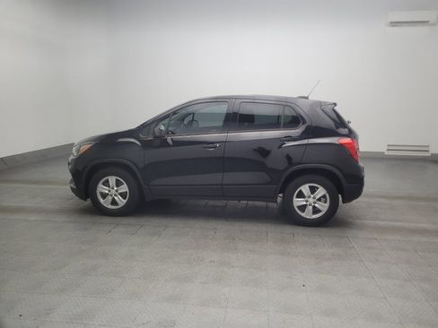 Used 2020 Chevrolet Trax LS w/ Tint and Cruise Package FWD image 3