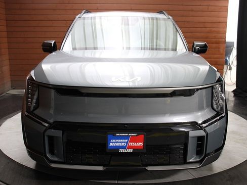 Used 2024 Kia EV9 GT-Line image 2